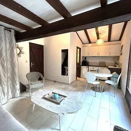 Mini-villa A 1 Minute De La De Santa Giulia וילה