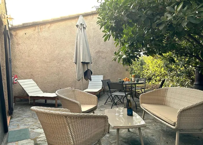 Mini-villa A 1 Minute De La De Santa Giulia * Porto-Vecchio (Corsica)